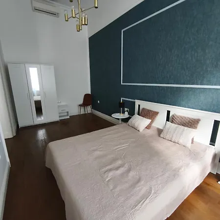 Spacious Modern 2 Bedrooms In The Center * Boedapest