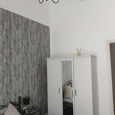 Spacious Modern 2 Bedrooms In The Center Appartement Boedapest